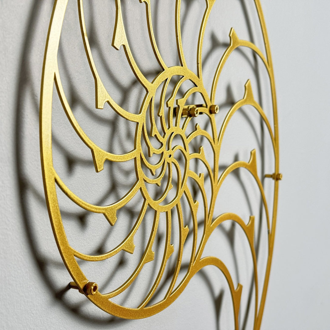 nautilus-and-the-golden-ratio-fibonacci-spiral-unique-modern-metal-wall-art-elegant-home-decor-colorfullworlds