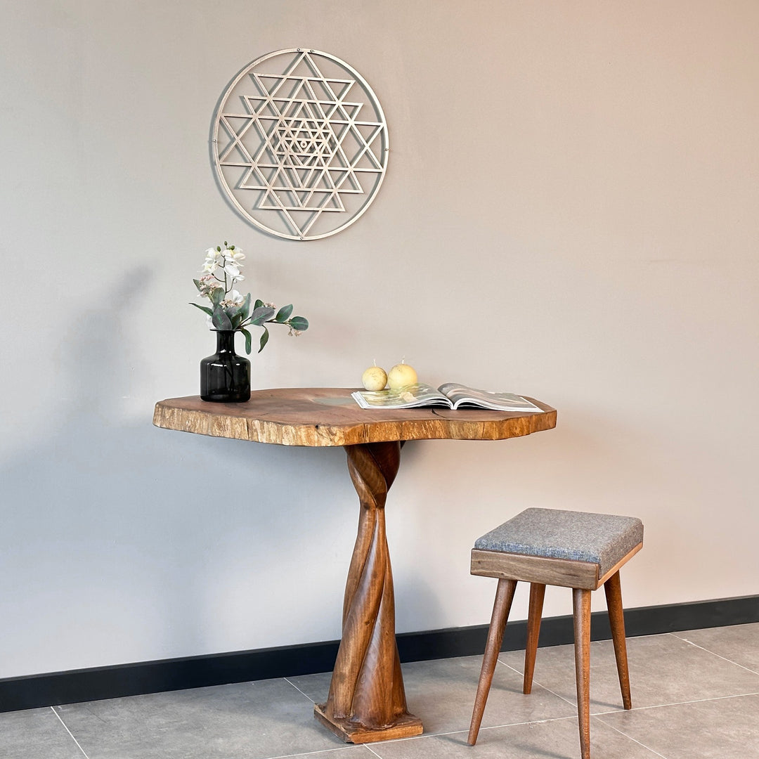 sri-yantra-circular-wall-decors-sacred-designs-bringing-harmony-to-home-environments-colorfullworlds