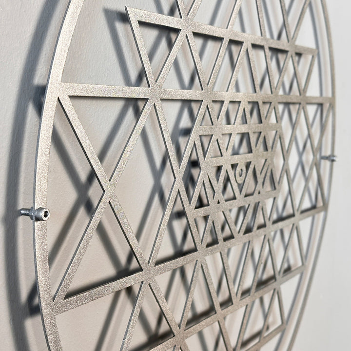 sri-yantra-circular-home-metal-decoration-artistic-and-spiritual-touch-for-homes-colorfullworlds