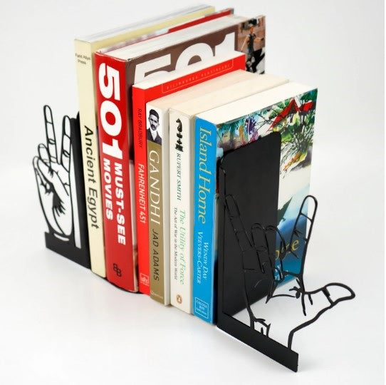 metal-bookend-victory-and-love-sign-elegant-metal-table-accessory-for-office-space-black-gold-silver-copper-table-decor-colorfullworlds