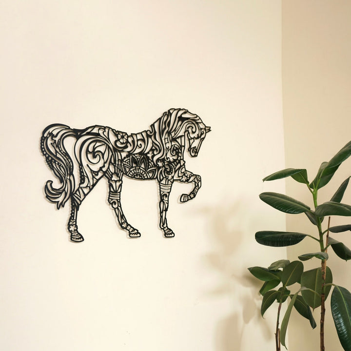 marching-horse-metal-wall-decor-metal-home-decor-wall-decors-office-metal-decor-black-silver-colorfullworlds