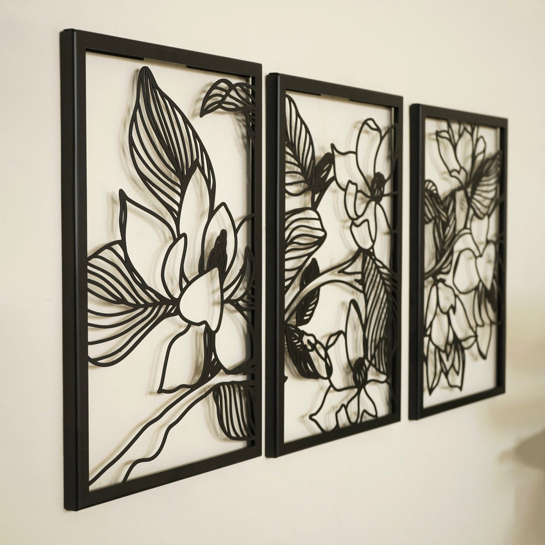 metal-wall-decors-metal-wall-table-triple-orchid-flowers-set-a-unique-blend-of-nature-and-modern-artistry-for-your-wall-colorfullworlds