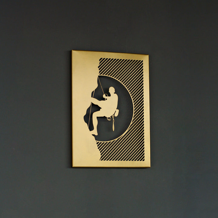climbing-man-metal-decor-for-adventure-themed-rooms-colorfullworlds