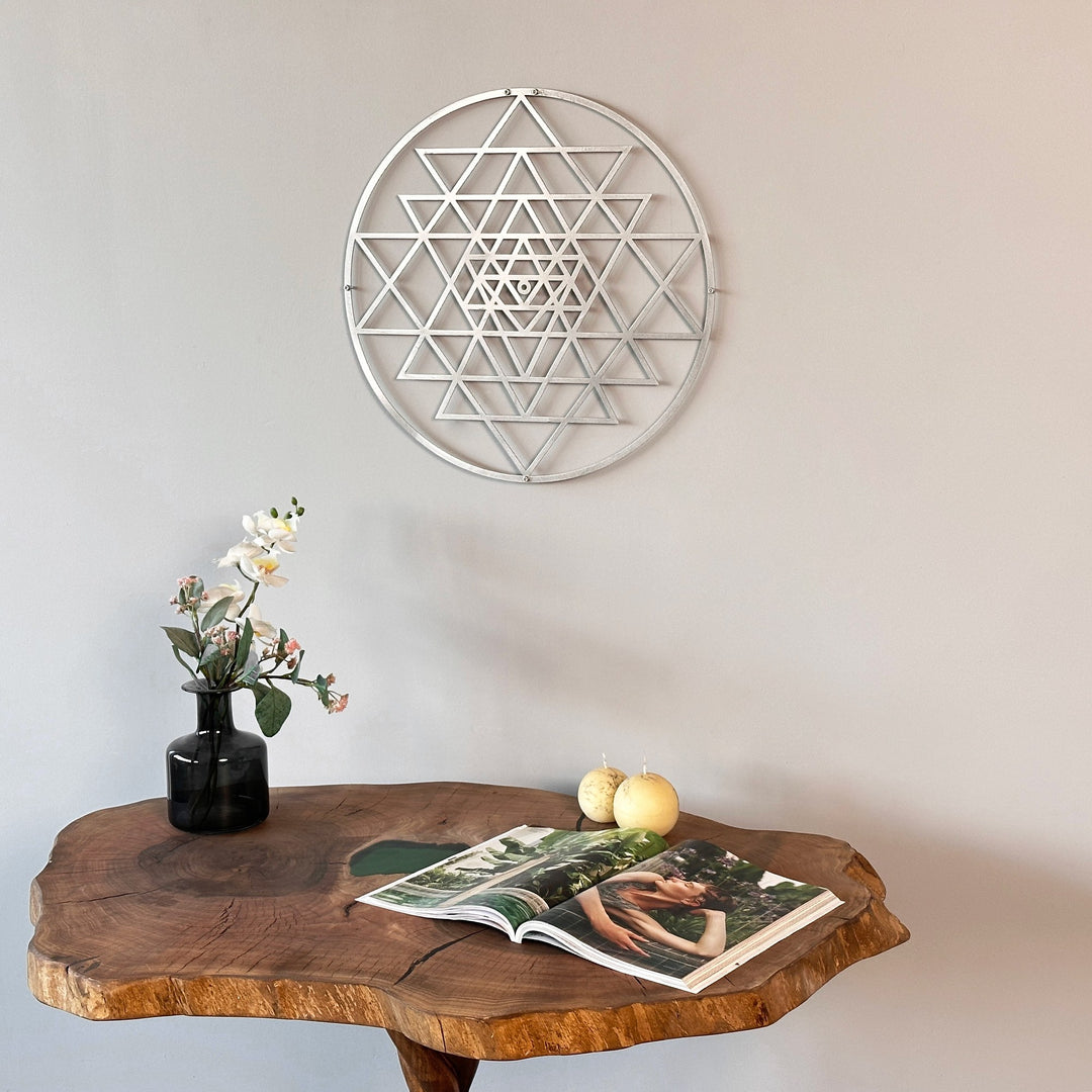 sri-yantra-circular-wall-art-mystical-geometric-shapes-adding-beauty-to-living-spaces-colorfullworlds