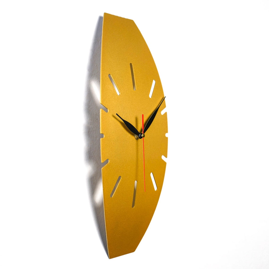 wall-metal-clock-3D-Minimalist-Vertical-Dashed-a-modern-timepiece-that-stands-out-in-its-simplicity-and-elegance-colorfullworlds