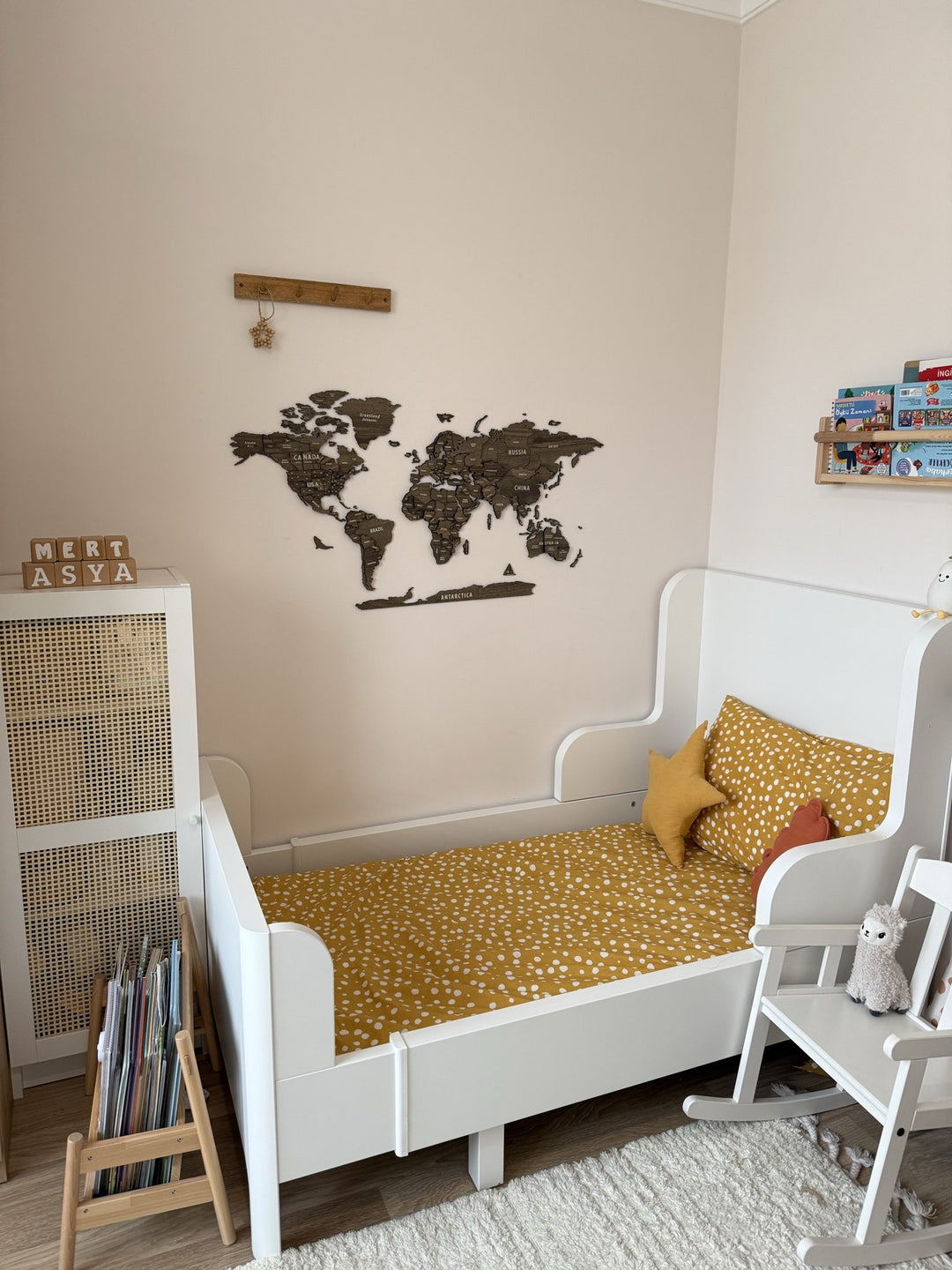 Wood Map - Wooden World Map Puzzle, 3D Wall Art Betul in a customer's home