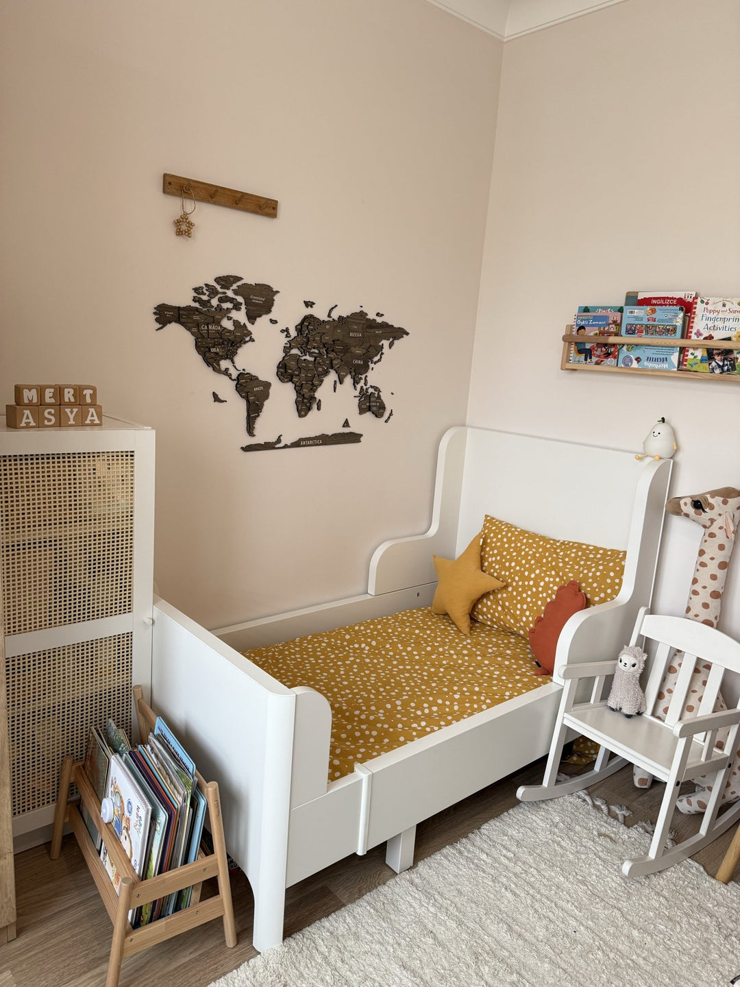 Wood Map - Wooden World Map Puzzle, 3D Wall Art Betul in a customer's home