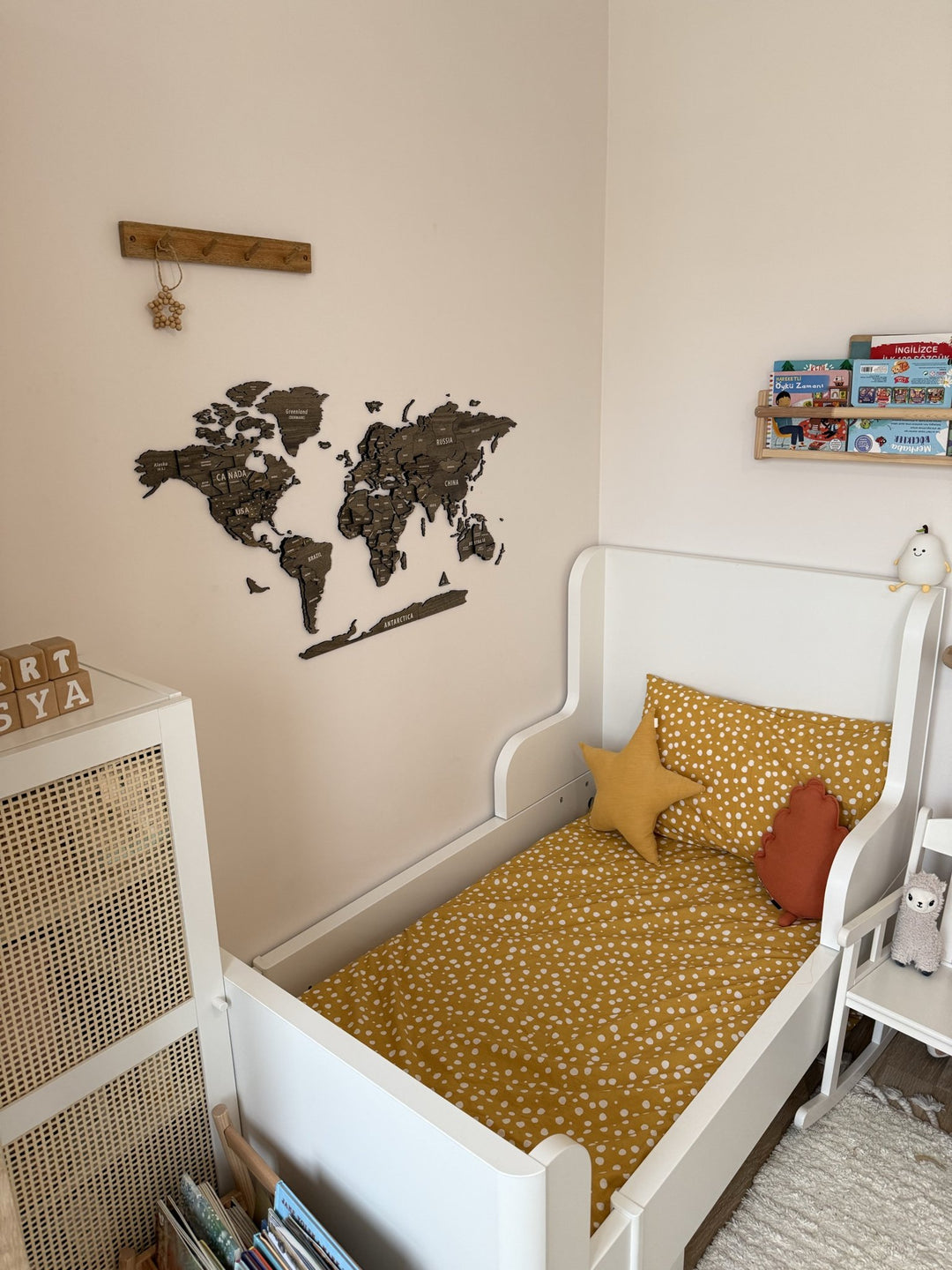 Wood Map - Wooden World Map Puzzle, 3D Wall Art Betul in a customer's home