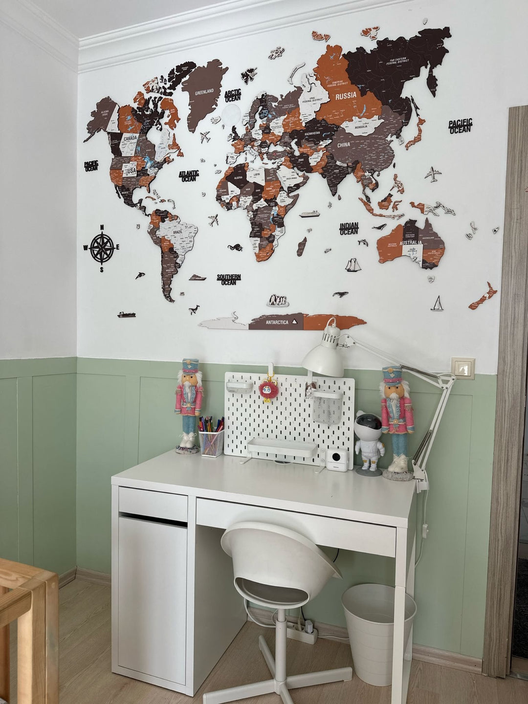 Wooden World Map Wall Art - UV Print, 3D Map with Vibrant Colors (Soil) in a customer's home
