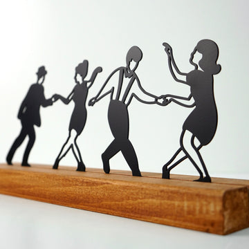 dancing-couples-metal-wall-table-wall-decor-in-gold-for-luxurious-interiors-colorfullworlds