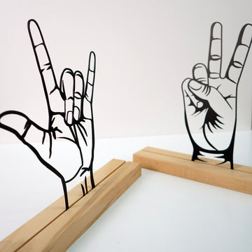 metal-table-decors-metal-table-accessories-victory-&-love-sign-elegant-metal-decor-for-modern-interiors-colorfullworlds