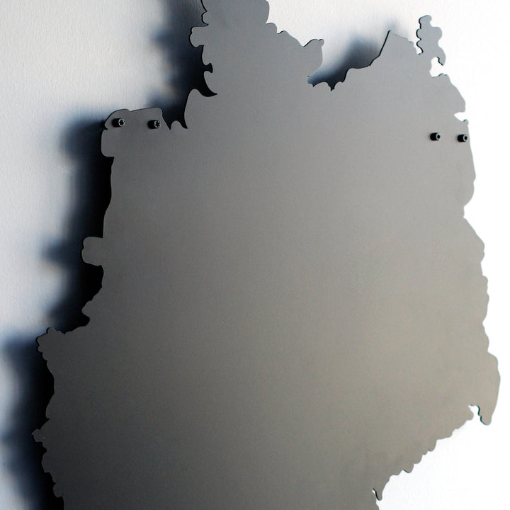 blank-germany-deutschland-map-unique-metal-wall-decor-piece-colorfullworlds