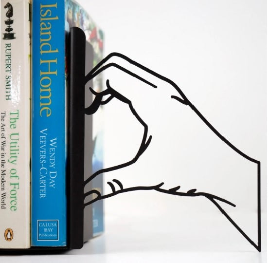 heart-of-hands-metal-bookend-metal-home-decor-home-metal-decoration-black-white-colorfullworlds
