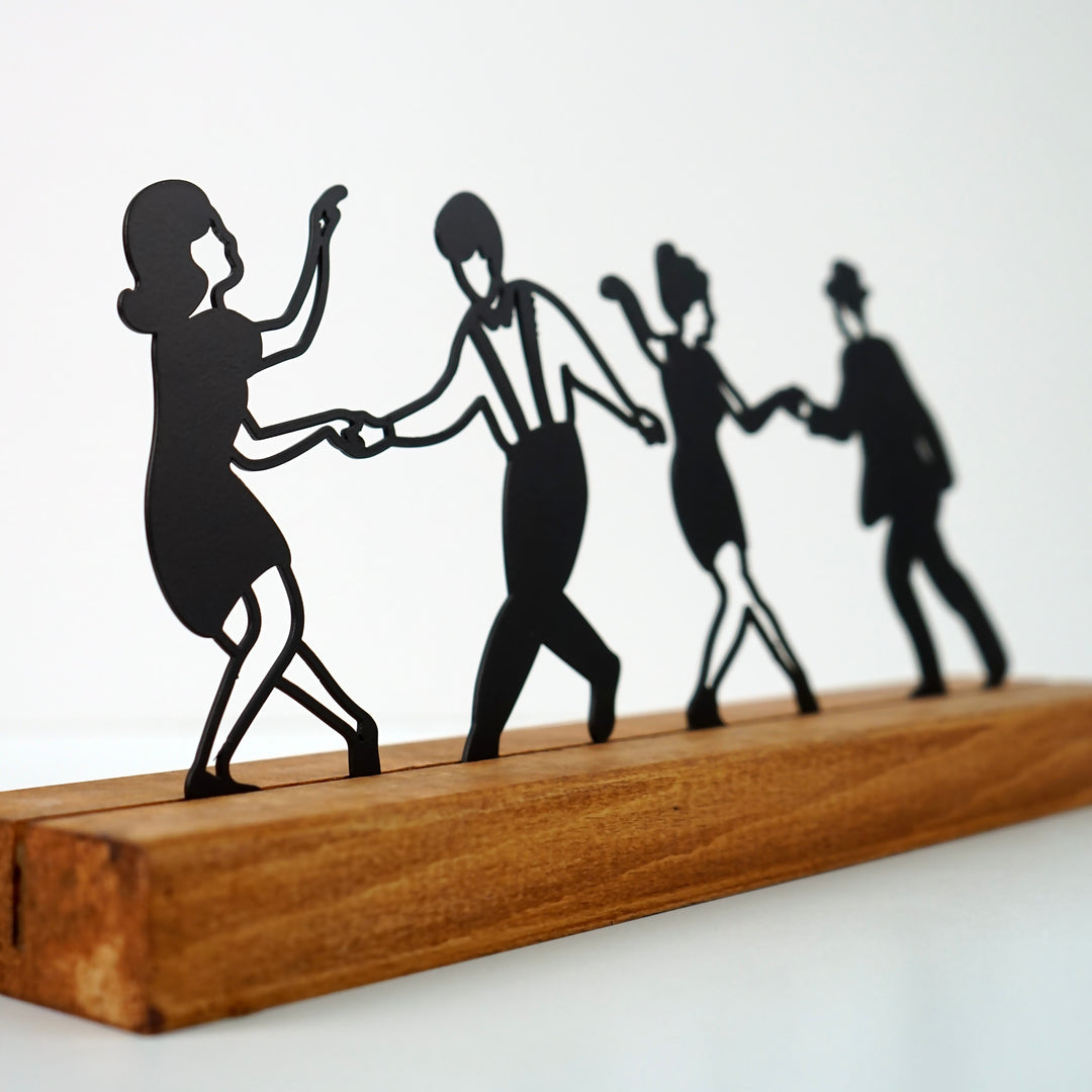 dancing-couples-metal-wall-table-wall-decor-for-office-relaxing-spaces-colorfullworlds