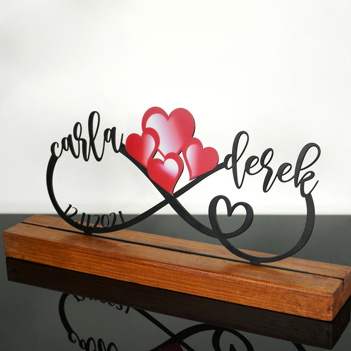 valentine's-day-metal-table-decors-metal-table-acsesuars-office-decor-with-a-touch-of-love-colorfullworlds