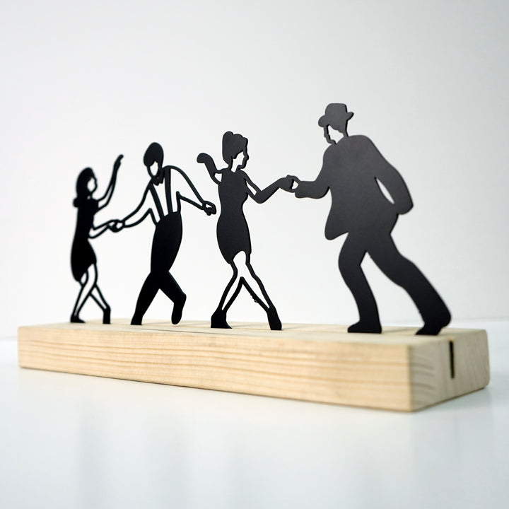 dancing-couples-metal-wall-table-wall-decor-blends-with-any-room-design-colorfullworlds