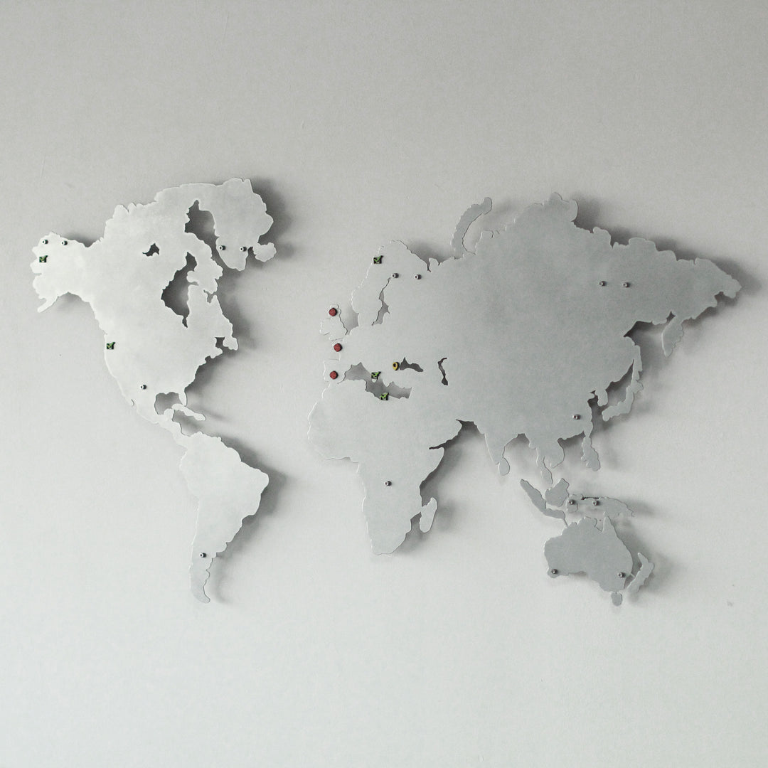 metal-world-map-blank-color-silver-2d-map-wall-art-office-metal-decor-single-layer-blank-colorfullworlds