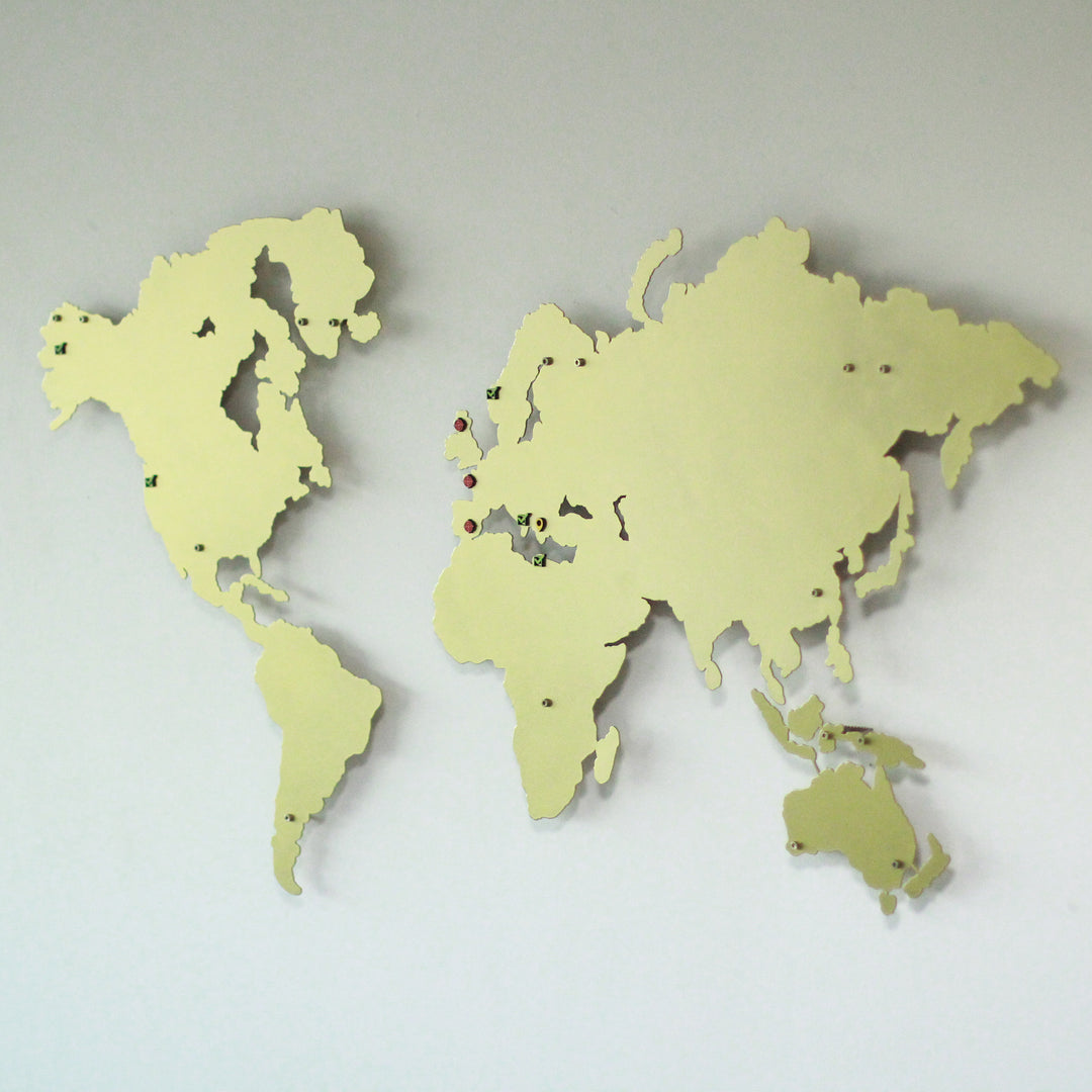 gold-metal-world-map-wall-art-blank-metal-map-wall-decors-gold-colorfullworlds