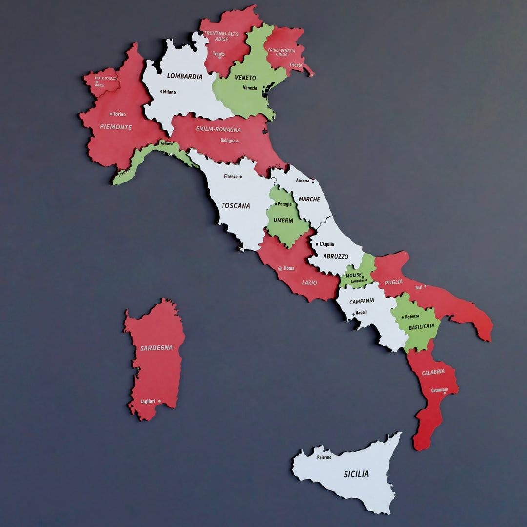 italy-map-very-colorful-red-green-white-multiyared-wall-decors-home-wood-decoration-office-wood-decor-colorfullworlds