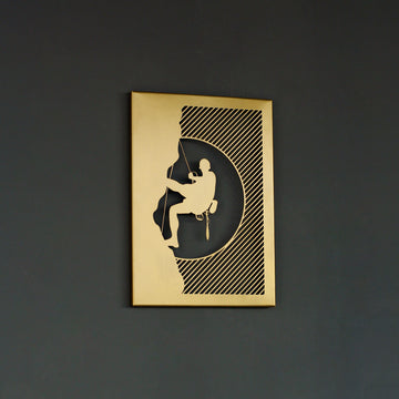climbing-man-metal-decor-for-adventure-themed-rooms-colorfullworlds