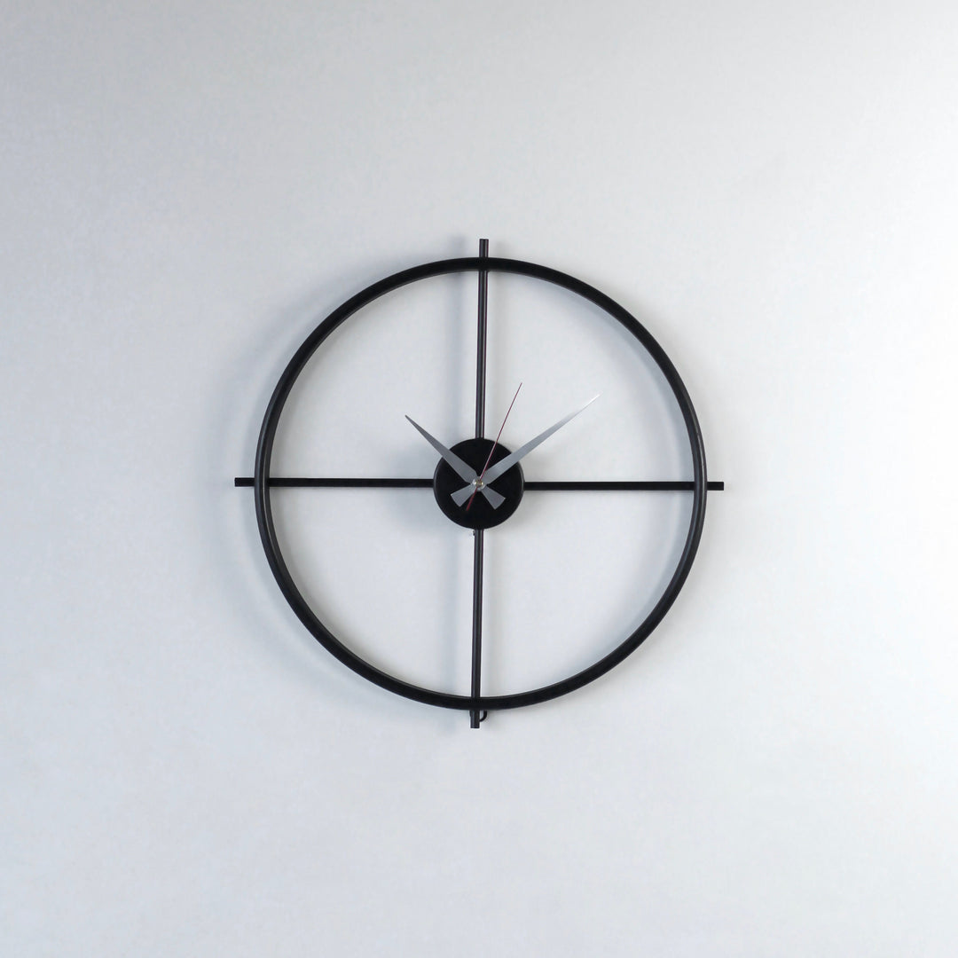 Circular Design Metal Clock Wall Decor