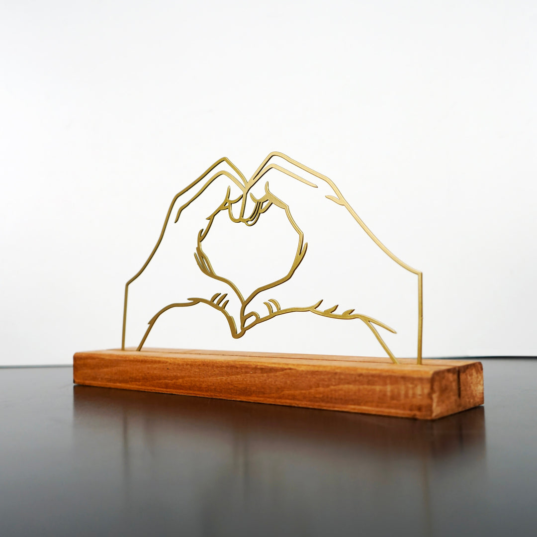 heart-hands-metal-home-decor-metal-table-decors-home-metal-decoration-silver-gold-office-decor-colorfullworlds