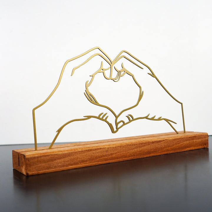 heart-hands-metal-home-decor-metal-table-decors-metal-wall-art-valentine's-day-special-colorfullworlds