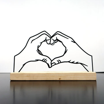 heart-hands-metal-home-decor-metal-table-decors-wall-art-silver-gold-black-copper-colorfullworlds