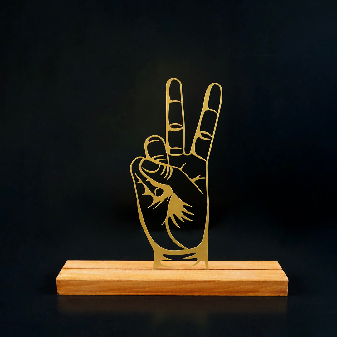 victory-sign-hand-metal-home-decor-black-gold-finish-office-decoration-colorfullworlds